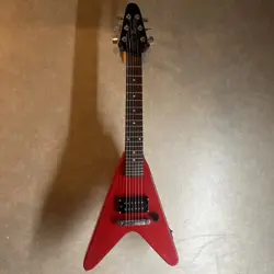 FREE CABLE W/ USEDMAESTRO BY GIBSON/EPIPHONE RED FLYING V ROADIE ELECTRIC GUITAR