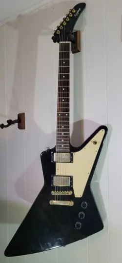 EPIPHONE BY GIBSON 2008 EXPLORER, VERY GOOD CONDITION