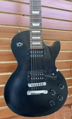 GIBSON LES PAUL STUDIO BLACK 2012 - HARD CASE