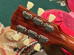 MINIMAL GIBSON CUSTOM
