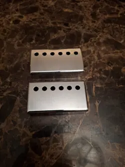 GIBSON LES PAUL PICKUP COVERS. 