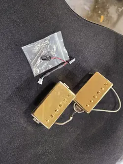 GIBSON 490R AND 498T GOLD COVER PICKUPS