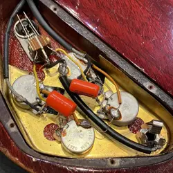 SPECIAL VINTAGE SAFE