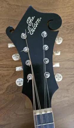 2 GOLD DECAL HEADSTOCK GIBSON LOGOS, DIE-CUT VINYL DECAL