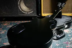 GIBSON LES PAUL CLASSIC EBONY 2011 SAFE DELIVERY FROM JAPAN