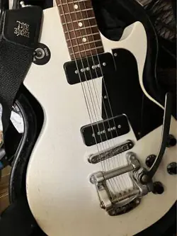 GIBSON LES PAUL SPECIAL WITH BIGSBY