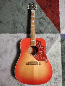 GIBSON HUMMINGBIRD RED SPRUCE GUITAR SAFE DELIVERY FROM JAPAN