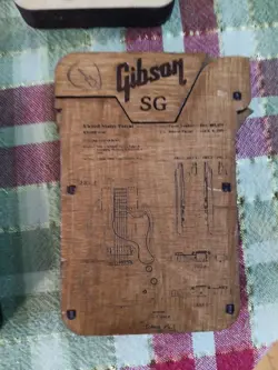 GIBSON LES PAUL WALLET WOOD HANDCRAFTED 