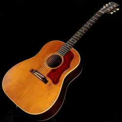 ACOUSTIC GUITAR J50