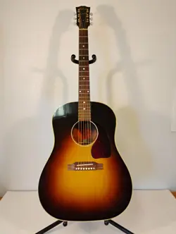 GIBSON J-45 TV ACOUSTIC GUITAR WITH GIBSON CASE
