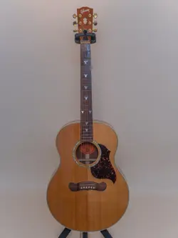 GIBSON L-130 ACOUSTIC / ELECTRIC GUITAR EXCELLENT CONDITION WITH HARD CASE
