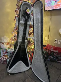 GIBSON FLYING V GOTHIC 2008 BLACK LIMITED EDICIóN W/ CASE