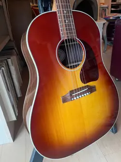 ROSEWOOD 2024 MINT