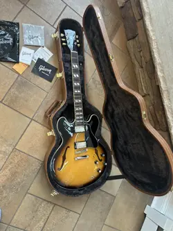 ES-345 ELECTRIC GUITAR
