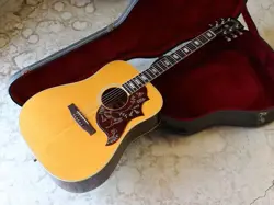 1978 GIBSON HUMMINGBIRD