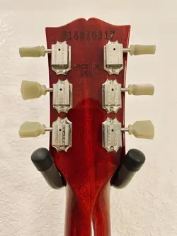 HERITAGE CHERRY BURST