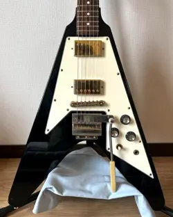 ORVILLE FLYING V SHORT VIBROLA BY GIBSON ELECTRIC GUITAR FROM JAPAN