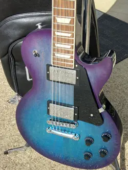 GIBSON LES PAUL STUDIO BLUEBERRY BURST 2021