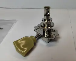 TUNING MACHINE BASS