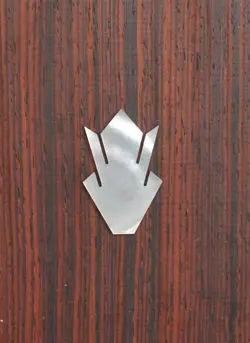 CROWN / BOWTIE MOTHER OF PEARL HEADSTOCK INLAY FOR GIBSON RESTORATION