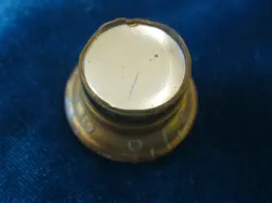 ONE 60'S 70'S VINTAGE GIBSON GOLD REFLECTOR CAP GUITAR BLANK KNOB SURFACE CRACKS