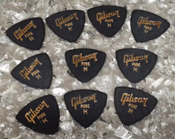 PURE GUITAR PICKS