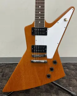 EXPLORER *IV976