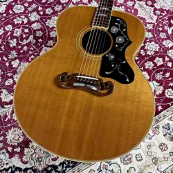 GIBSON J-200 NATURAL MADE IN 1990