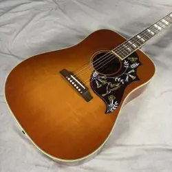 GIBSON HUMMINGBIRD ORIGINAL 5 OFF DUE TO SOME SCRATCHES 36-TIME PAYMENT INTEREST