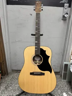 GIBSON G-BIRD ACOUSTIC ELECTRIC GUITAR MADE IN USA EXCELLENT CONDITION USED