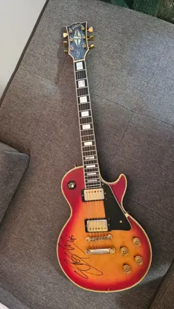 1974-1975 GIBSON LES PAUL CUSTOM 20TH ANNIVERSARY *SLASH SIGNED* WITH CASE