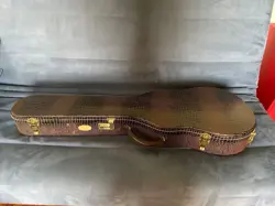 ALLIGATOR SKIN