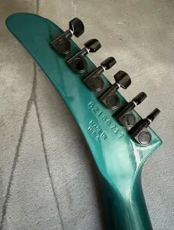 GREEN METALLIC RARE