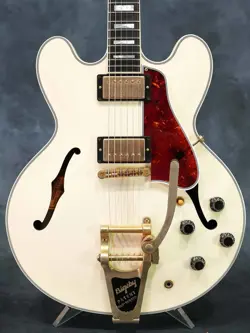GIBSON MEMPHIS LIMITED EDITION GIBSON MEMPHIS ES-355 BIGSBY CLASSIC WHITE VOS
