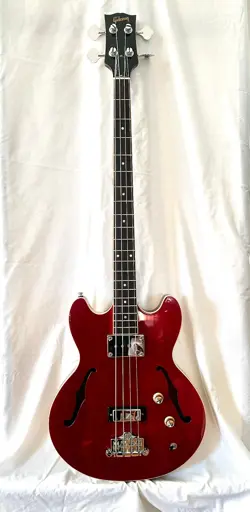 GIBSON MIDTOWN STANDARD BASS CHERRY 2013 - BEAUTIFUL CLEAN CONDITION