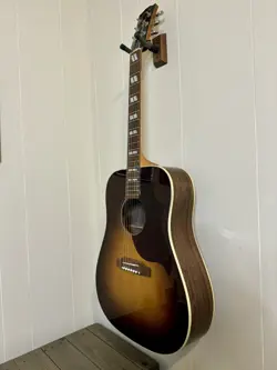 WALNUT BURST ACOUSTIC