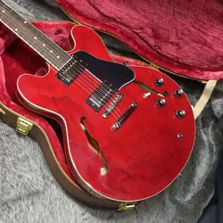 GIBSON ES-335 SIXTIES CHERRY ELECTRIC GUITAR - ICONIC SEMI-HOLLOW BODY