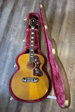 EPIPHONE INSPIRED BY GIBSON J-200 ACOUSTIC GUITAR W/GIBSON SJ200 HARD CASE