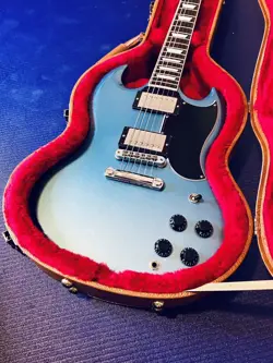 ELECTRIC GUITAR PELHAM