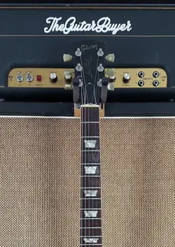 ICONIC GUITAR