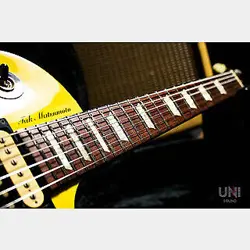 CANARY YELLOW SIGNATURE