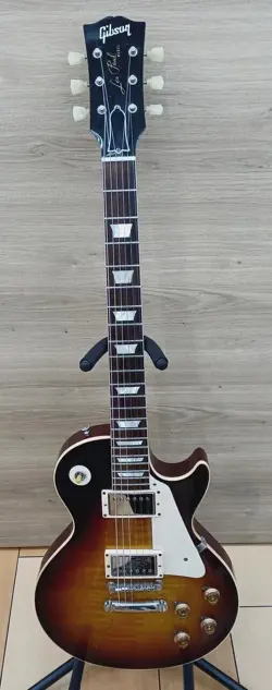 GIBSON CUSTOM SHOP 1958 LES PAUL SUNBURST MADE IN USA SOLID BODY ELECTRIC GUITAR