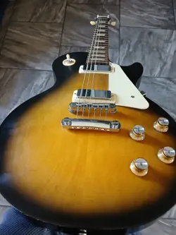 GIBSON LES PAUL STUDIO 70'S TRIBUTE 