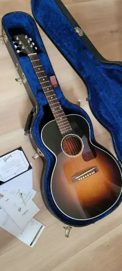 LYRIC PARLOR SUNBURST