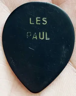 PICK BLACK
