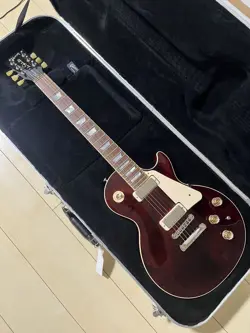 GIBSON LES PAUL DELUXE CHERRY