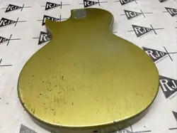 GUITAR BODY GOLD