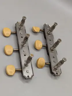 GIBSON GUITAR TUNERS