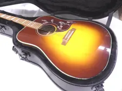 ACOUSTIC GUITAR GIBSON MCSSH5WPWIS MODEL SUNBURST S/N 21303050 WITH HARD CASE