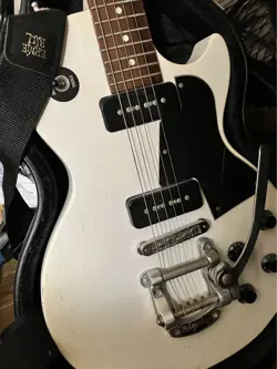 GIBSON LES PAUL SPECIAL WITH BIGSBY NO.MF1571